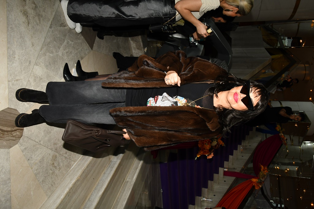 Bollywood I��lt�s�  Raffles �stanbul�u Sard� 